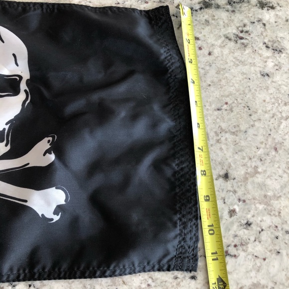 Nyl-Glo pirate 🏴☠️ flag - Picture 6 of 7